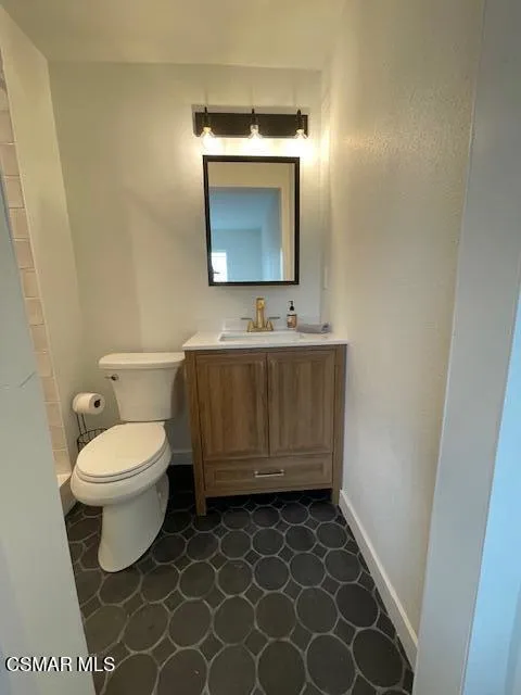 1157 Hudspeth Street Simi Valley, CA 93065