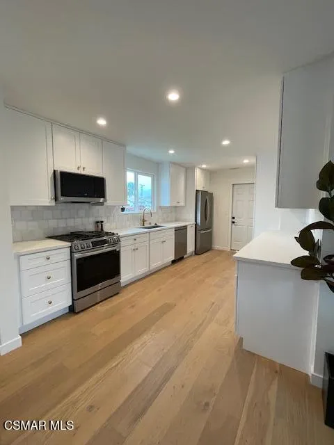 1157 Hudspeth Street Simi Valley, CA 93065