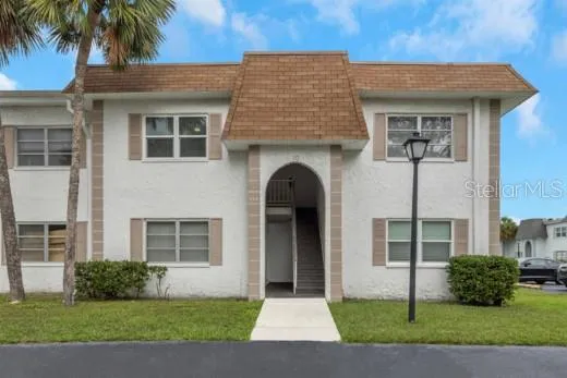 359 S MCMULLEN BOOTH ROAD #122 Clearwater, FL 33759