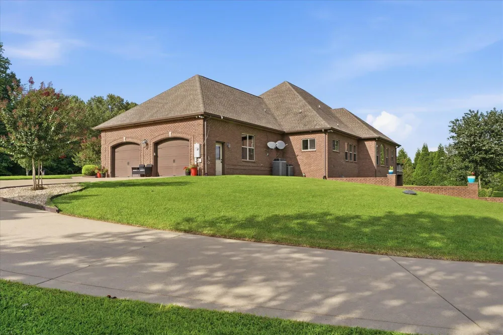 3870 Head RD Adams, TN 37010