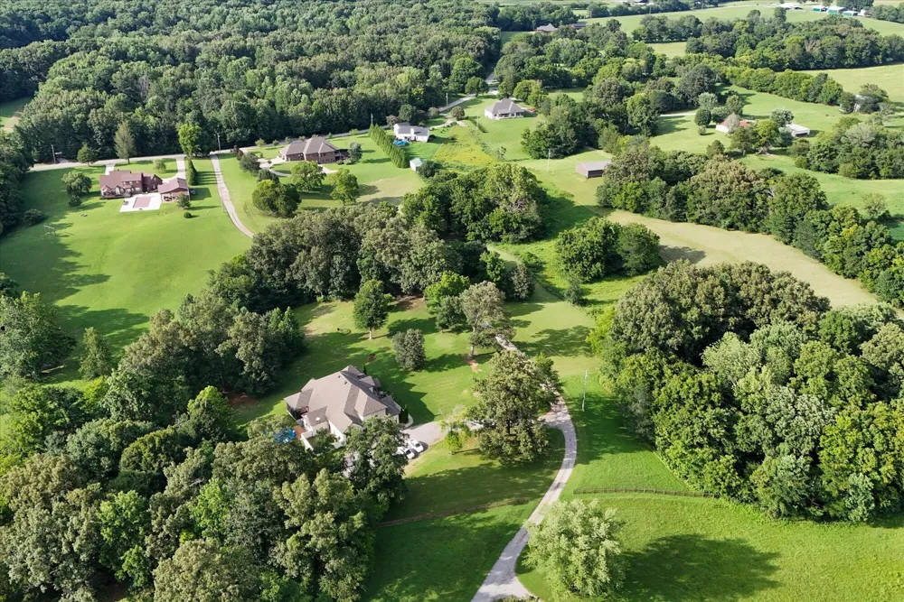 3870 Head RD Adams, TN 37010