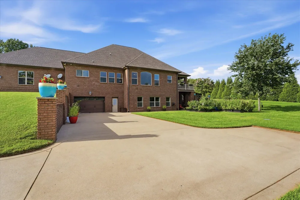 3870 Head RD Adams, TN 37010