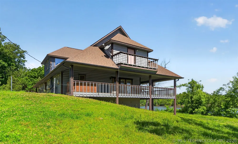 9212 447 ROAD Spavinaw, OK 74366