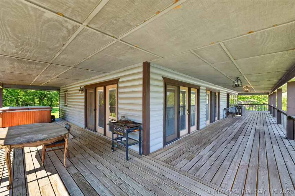 9212 447 ROAD Spavinaw, OK 74366