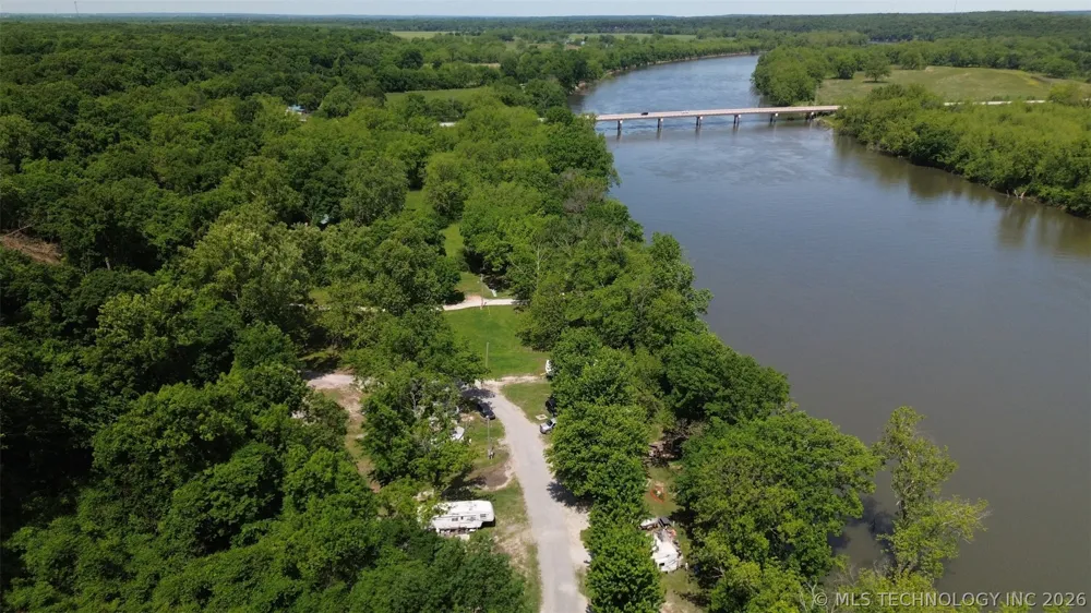 9596 447 ROAD Spavinaw, OK 74366