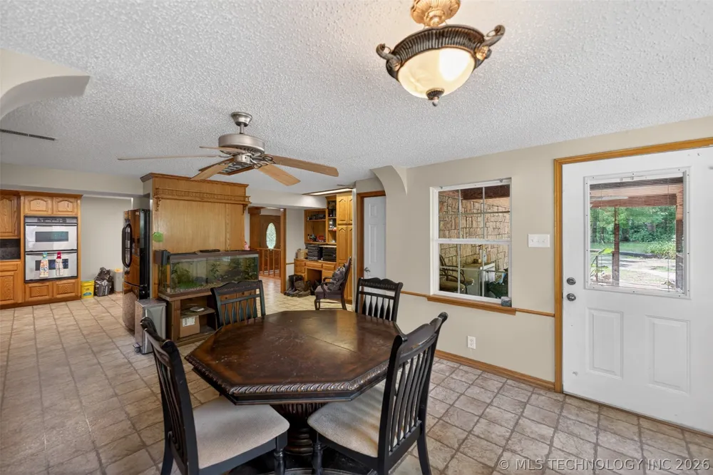 9596 447 ROAD Spavinaw, OK 74366