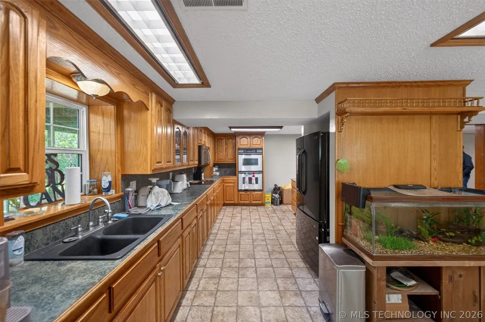 9596 447 ROAD Spavinaw, OK 74366