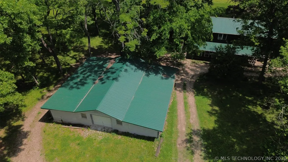 9596 447 ROAD Spavinaw, OK 74366