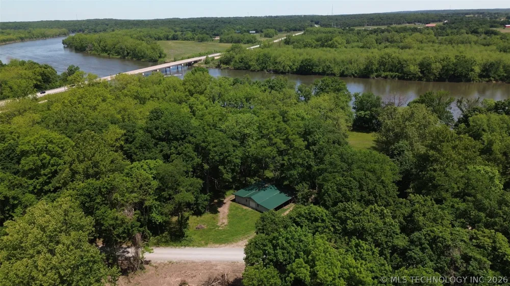 9596 447 ROAD Spavinaw, OK 74366
