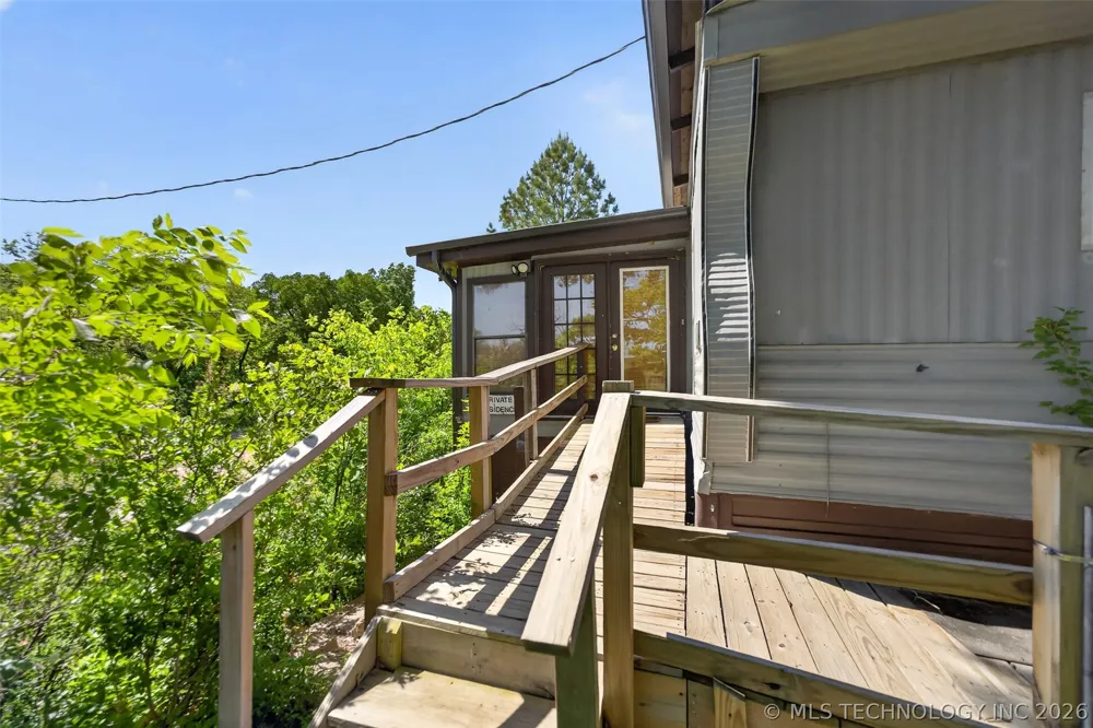 9207 447 ROAD Spavinaw, OK 74366