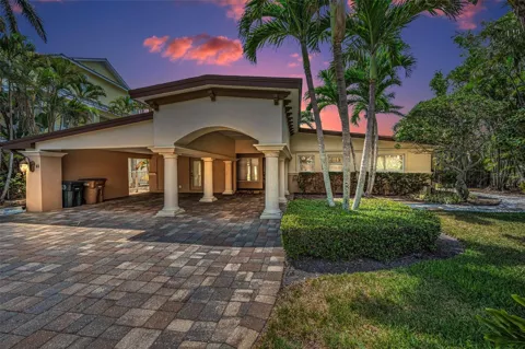 52 PINE CIRCLE
