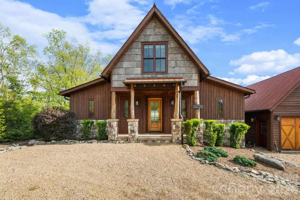 92 White Eagle Trail Banner Elk, NC 28604