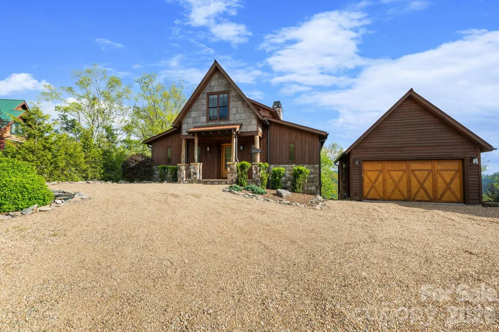 92 White Eagle Trail Banner Elk, NC 28604