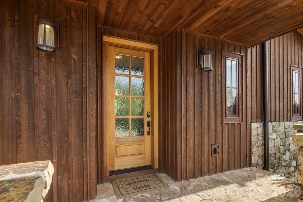 92 White Eagle Trail Banner Elk, NC 28604