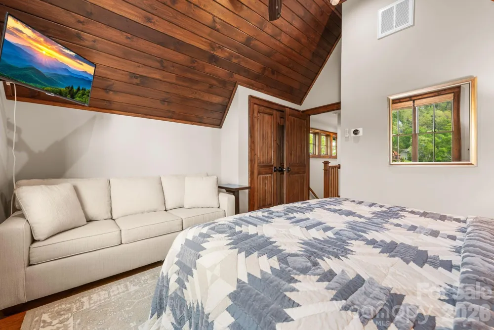 92 White Eagle Trail Banner Elk, NC 28604