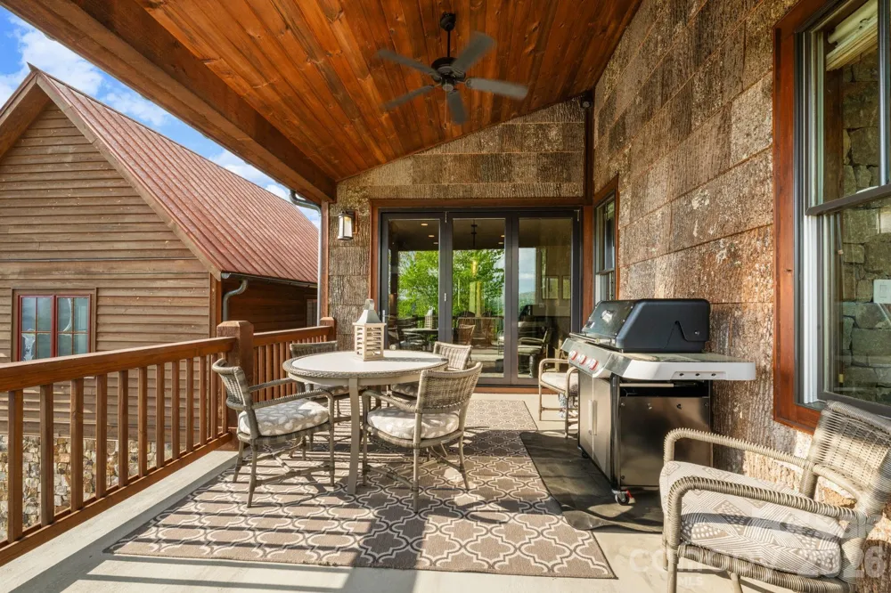92 White Eagle Trail Banner Elk, NC 28604