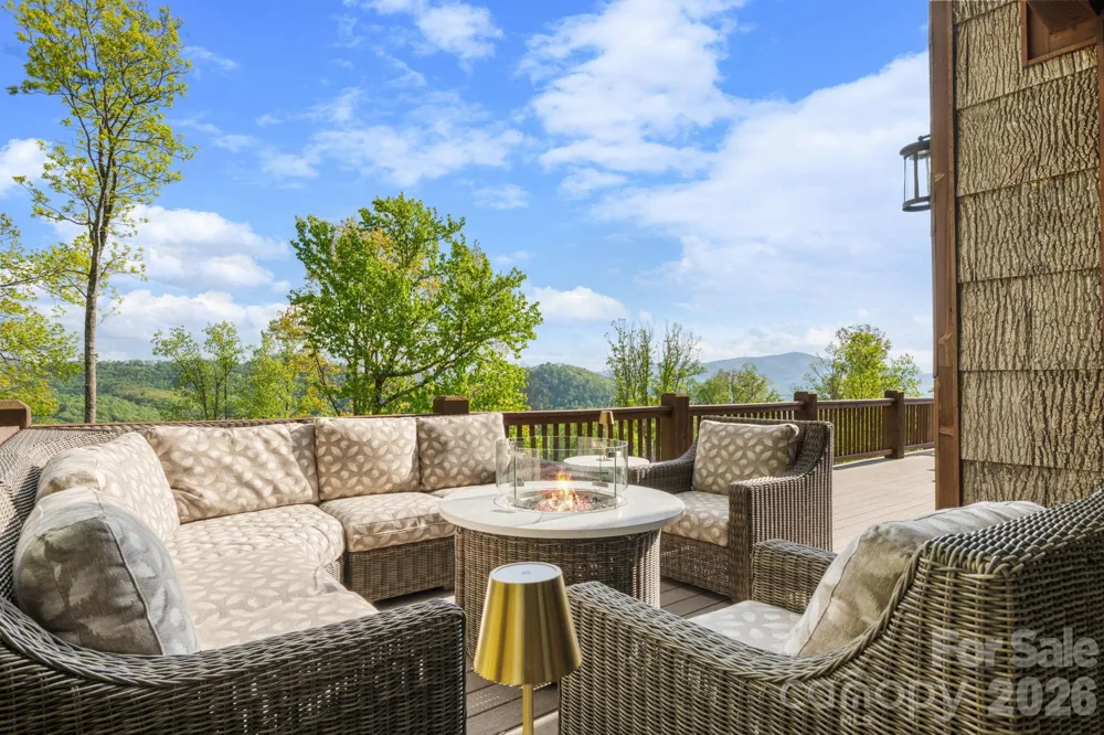92 White Eagle Trail Banner Elk, NC 28604