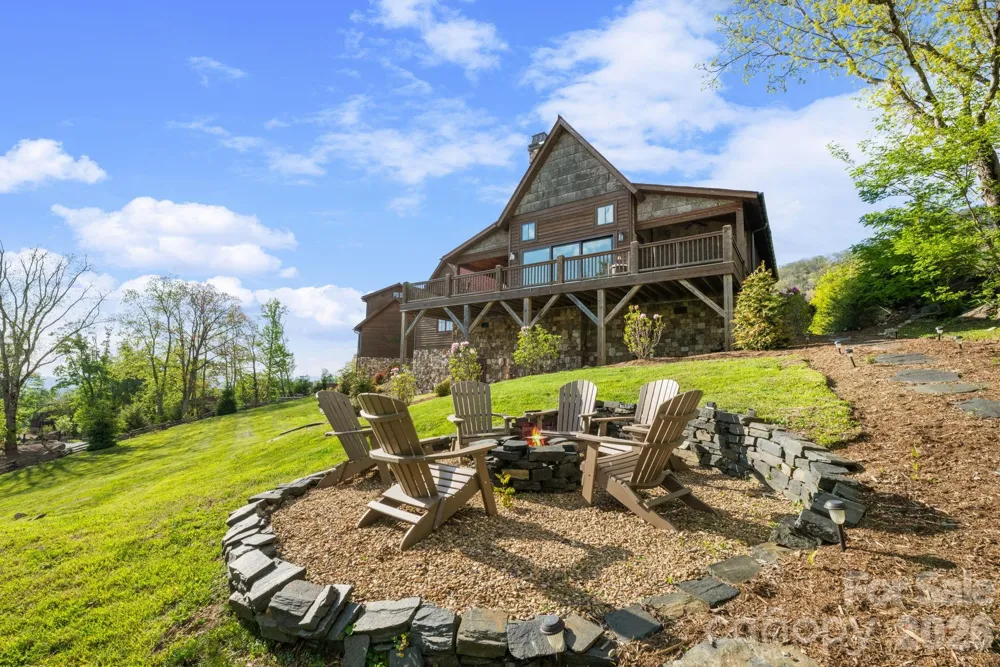 92 White Eagle Trail Banner Elk, NC 28604