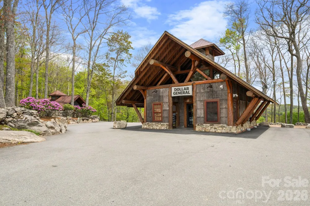 92 White Eagle Trail Banner Elk, NC 28604