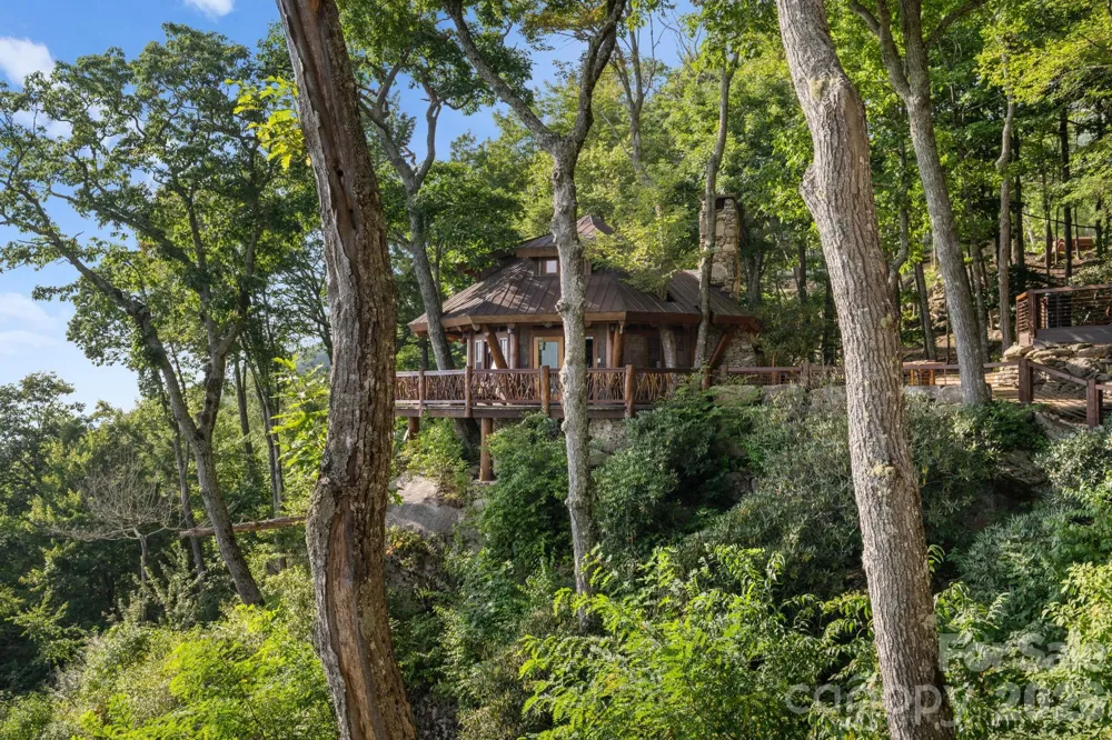 92 White Eagle Trail Banner Elk, NC 28604
