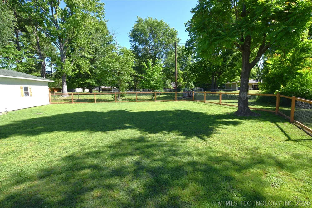 202 W Graham Street Prairie Grove, AR 72753