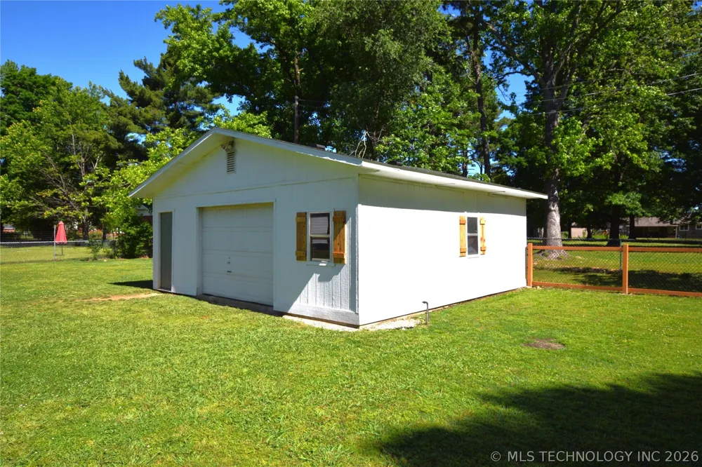 202 W Graham Street Prairie Grove, AR 72753