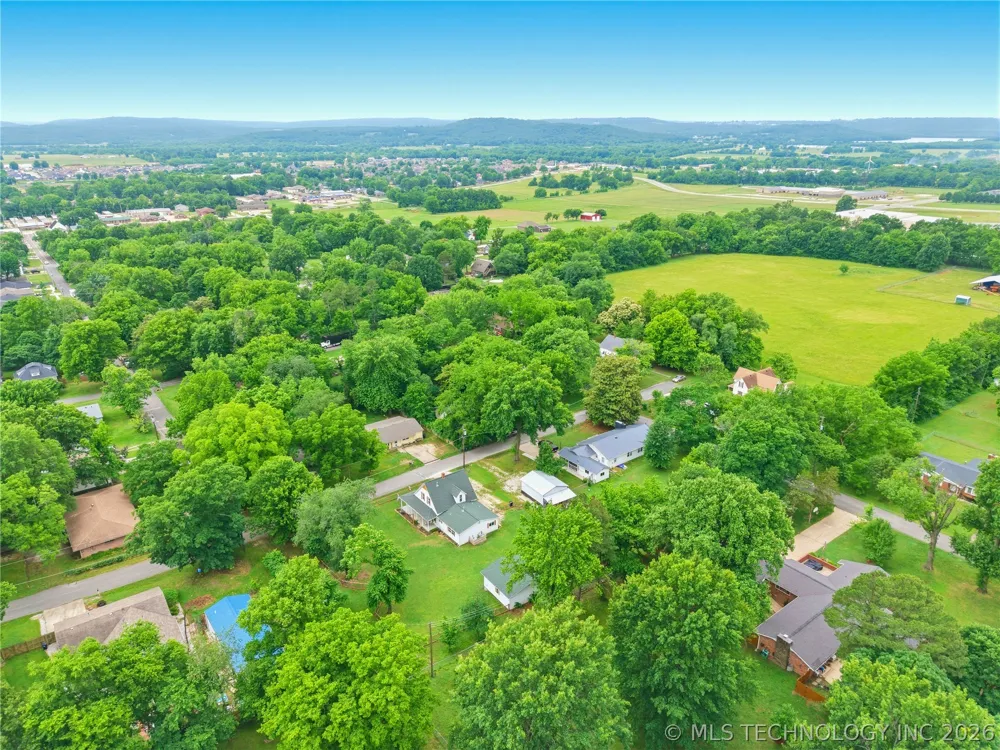 202 W Graham Street Prairie Grove, AR 72753