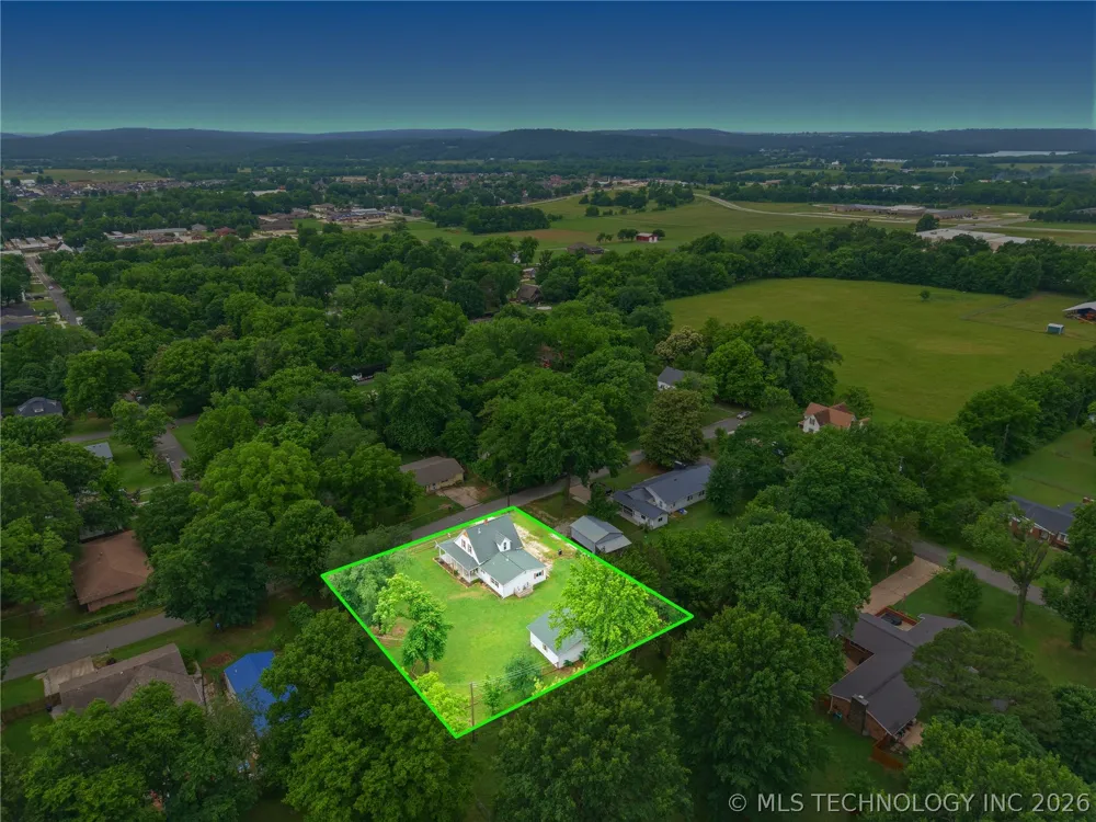 202 W Graham Street Prairie Grove, AR 72753