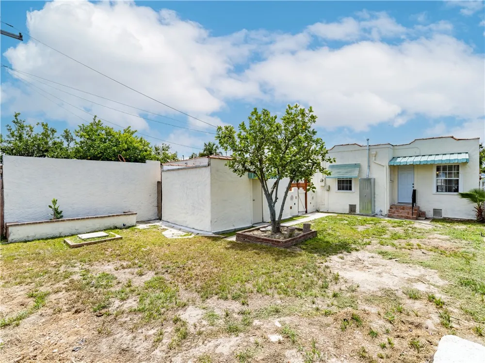 4638 Pine Pico Rivera, CA 90660