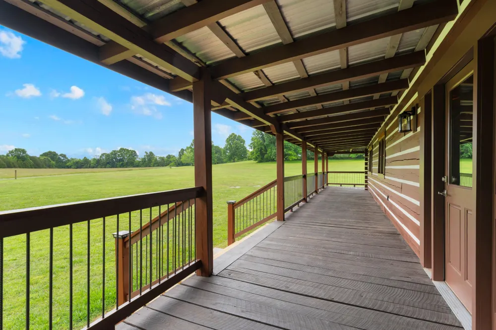 990 Bugscuffle Rd Wartrace, TN 37183