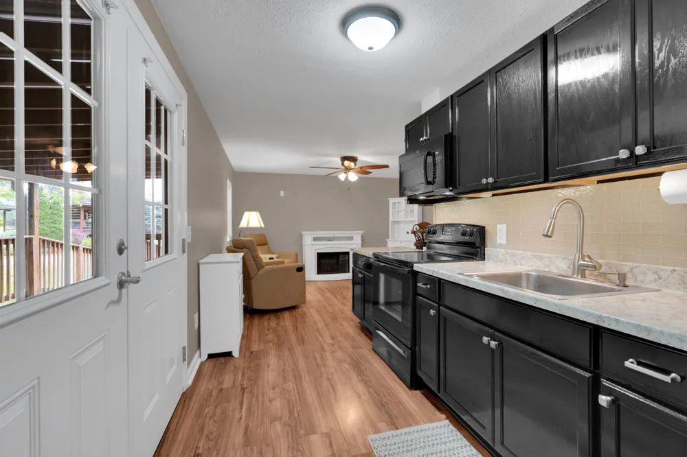 990 Bugscuffle Rd Wartrace, TN 37183