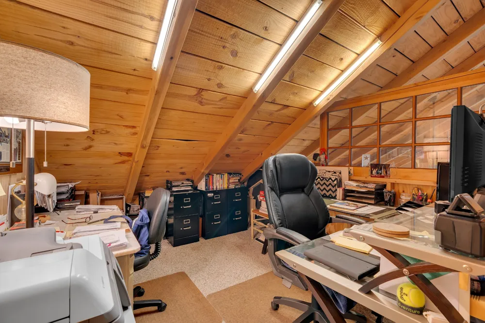 990 Bugscuffle Rd Wartrace, TN 37183