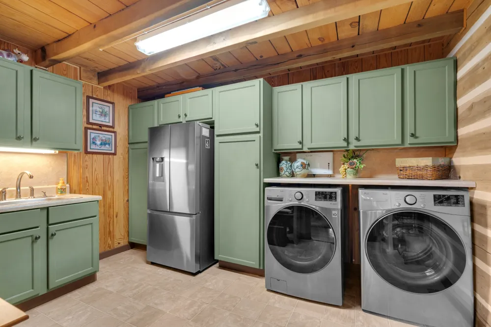 990 Bugscuffle Rd Wartrace, TN 37183