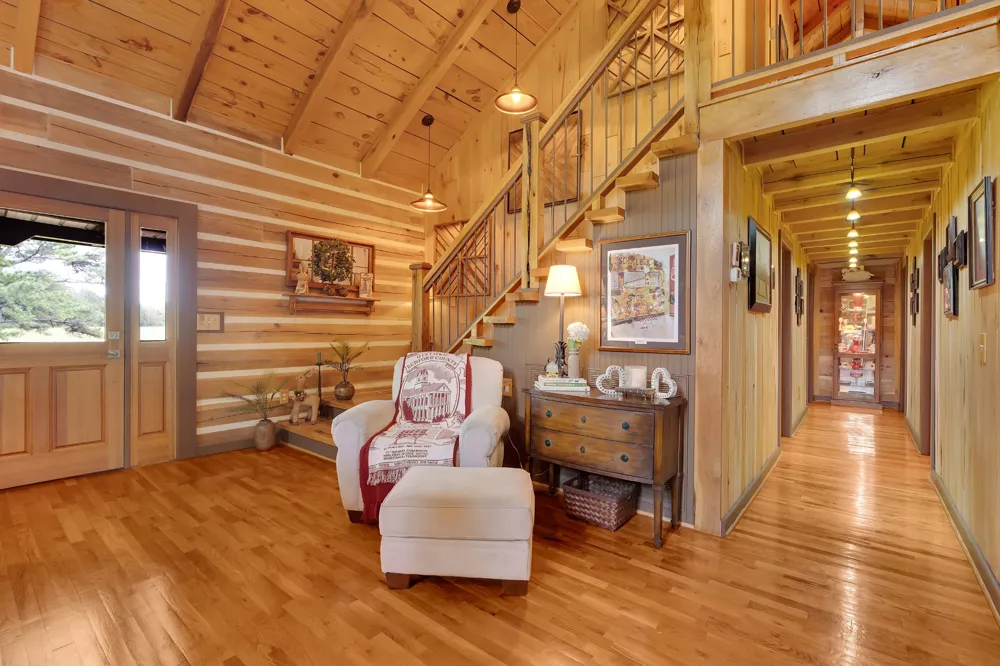 990 Bugscuffle Rd Wartrace, TN 37183