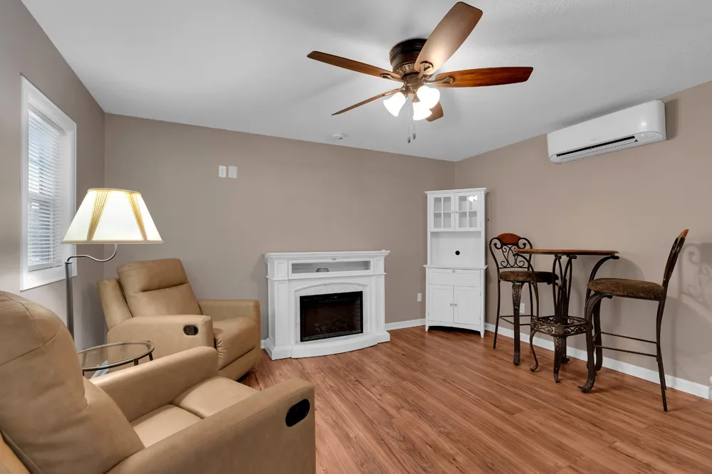 990 Bugscuffle Rd Wartrace, TN 37183