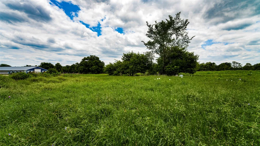 County Road 302 Rockdale, TX 78947