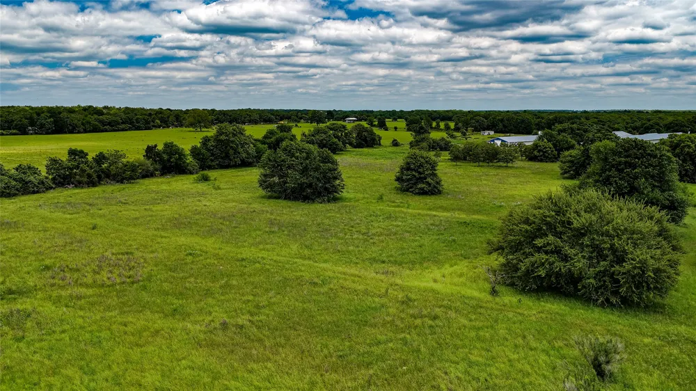 County Road 302 Rockdale, TX 78947