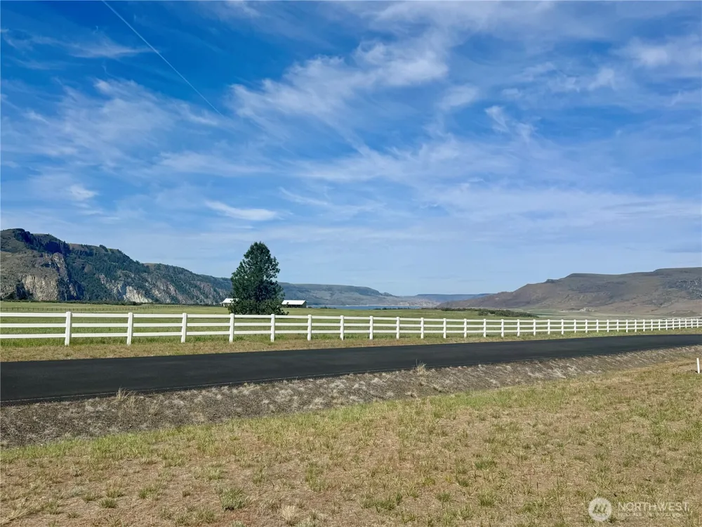 44110 Covey Lane Wilbur, WA 99185