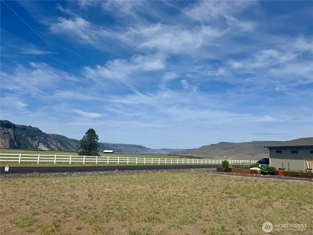 44110 Covey Lane Wilbur, WA 99185