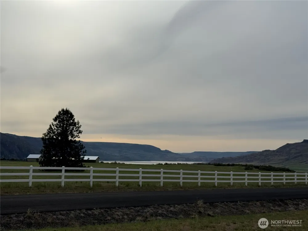 44110 Covey Lane Wilbur, WA 99185