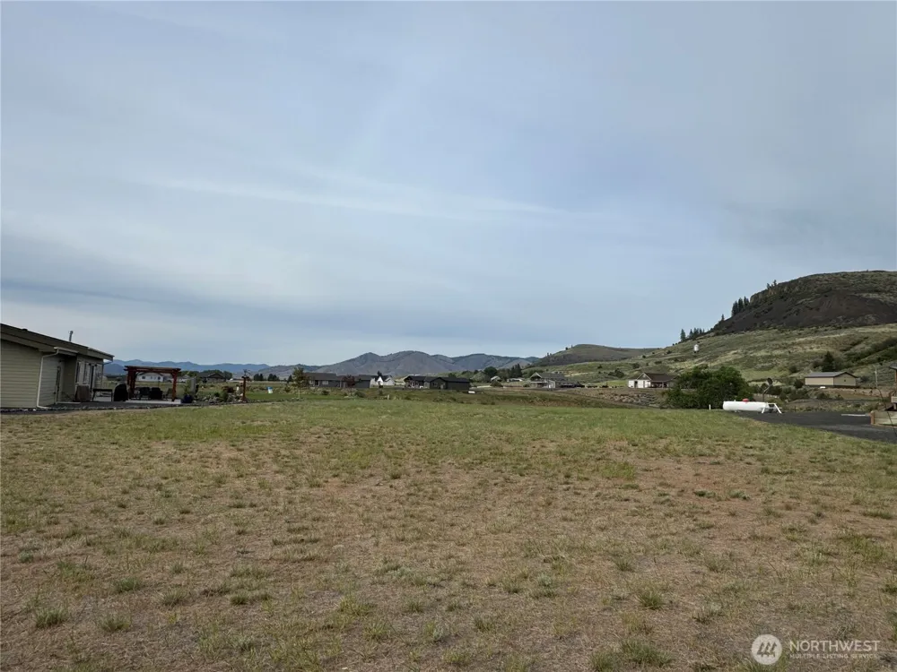 44110 Covey Lane Wilbur, WA 99185