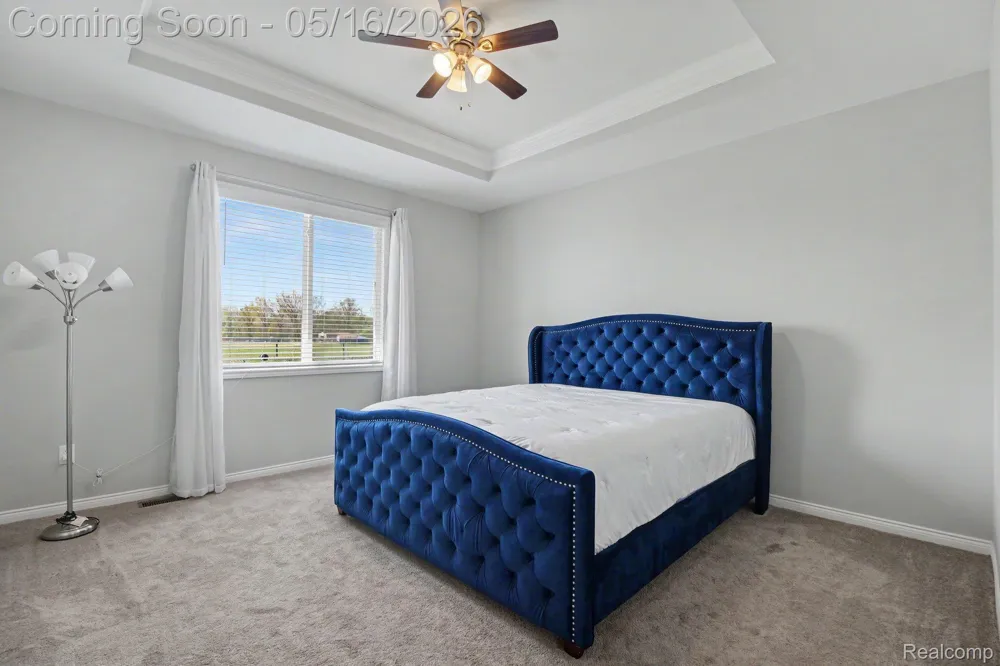 15330 Eton Pointe Drive Clinton Charter Township, MI 48035