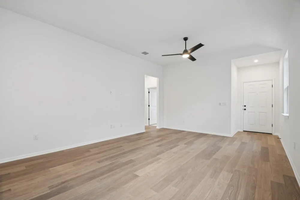 367 Porter Country Parkway Buda, TX 78610