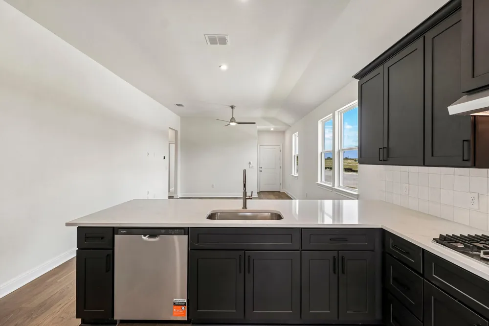 367 Porter Country Parkway Buda, TX 78610