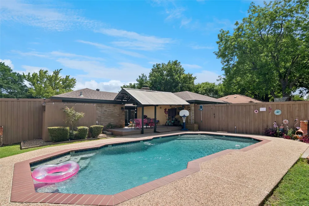 5110 Vera Cruz Drive Garland, TX 75043