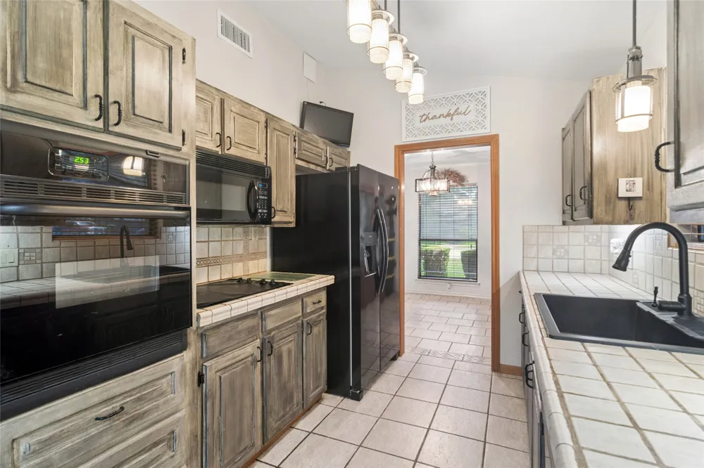 5110 Vera Cruz Drive Garland, TX 75043