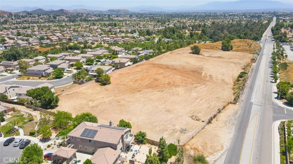 Jackson Ave Murrieta, CA 92562