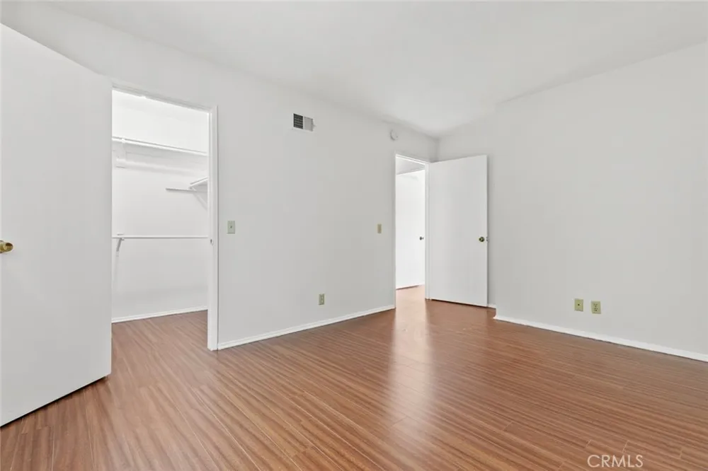 1321 Greenbriar Road Glendale, CA 91207