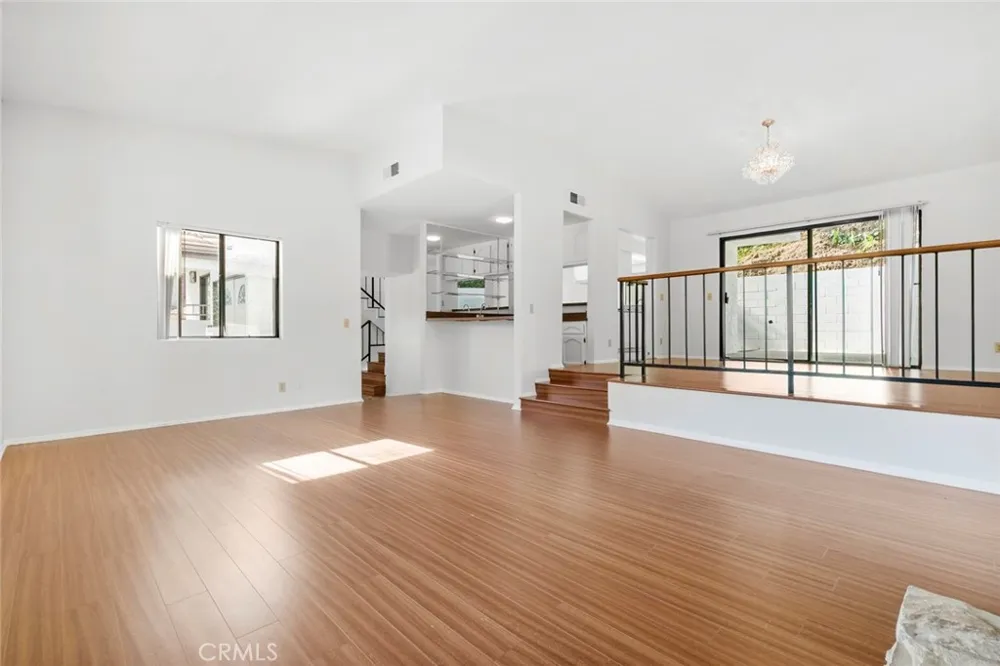 1321 Greenbriar Road Glendale, CA 91207