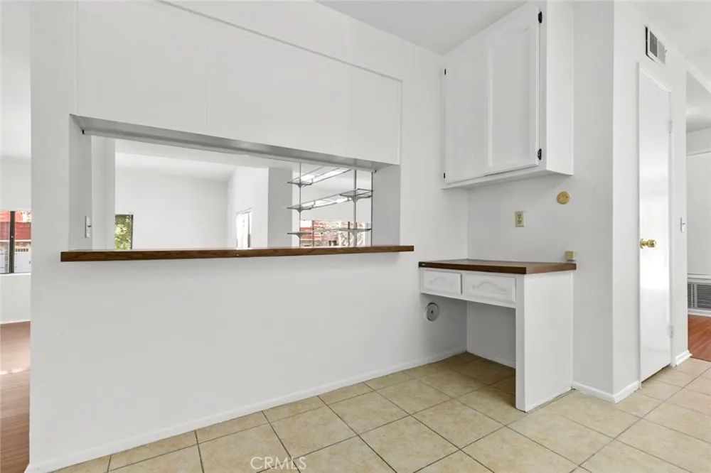 1321 Greenbriar Road Glendale, CA 91207